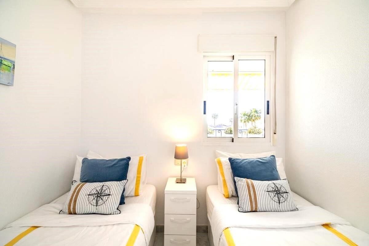 Penthouse Bellavista With Sea Views Lejlighed Torrevieja Eksteriør billede