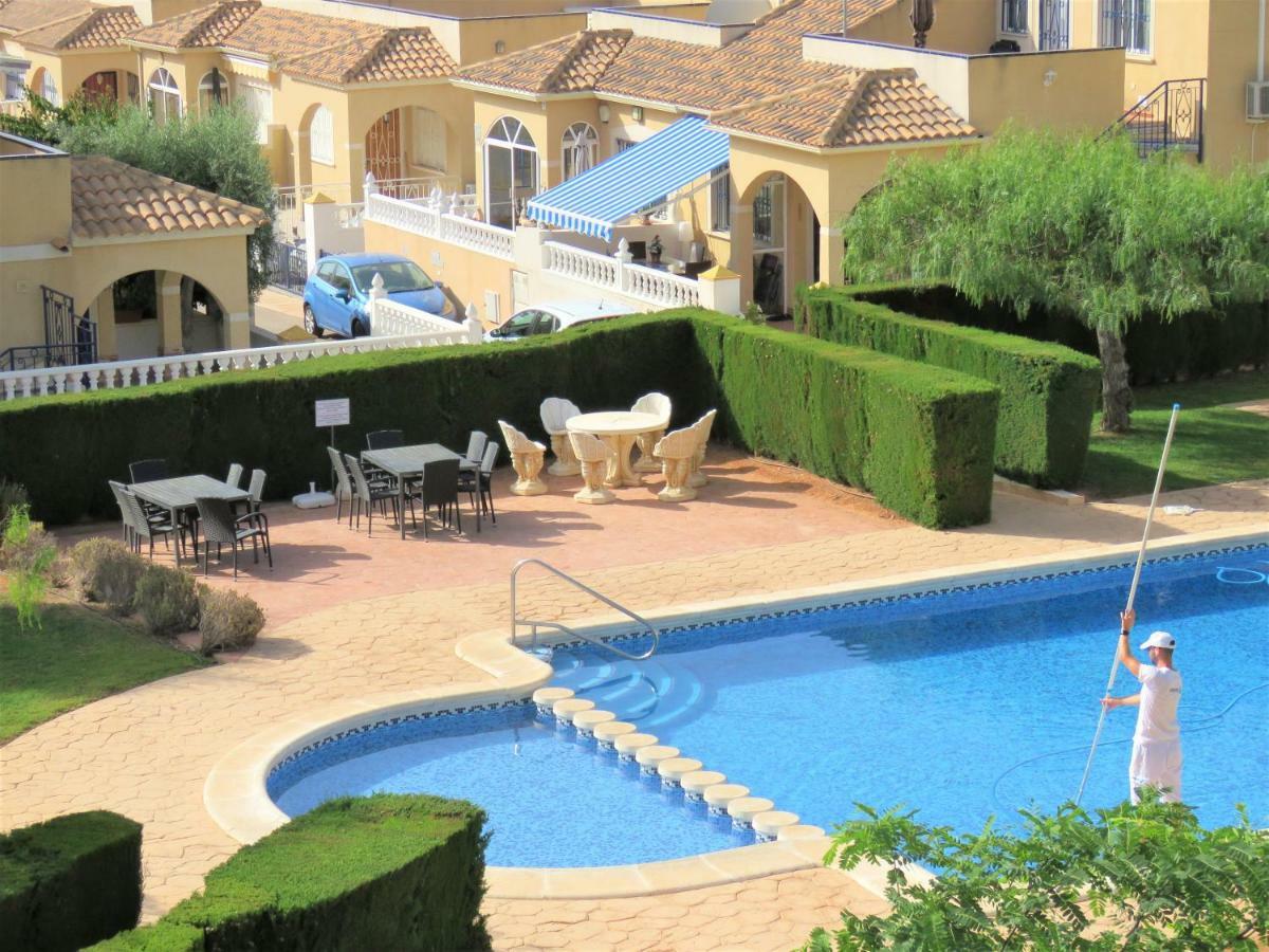 Penthouse Bellavista With Sea Views Lejlighed Torrevieja Eksteriør billede
